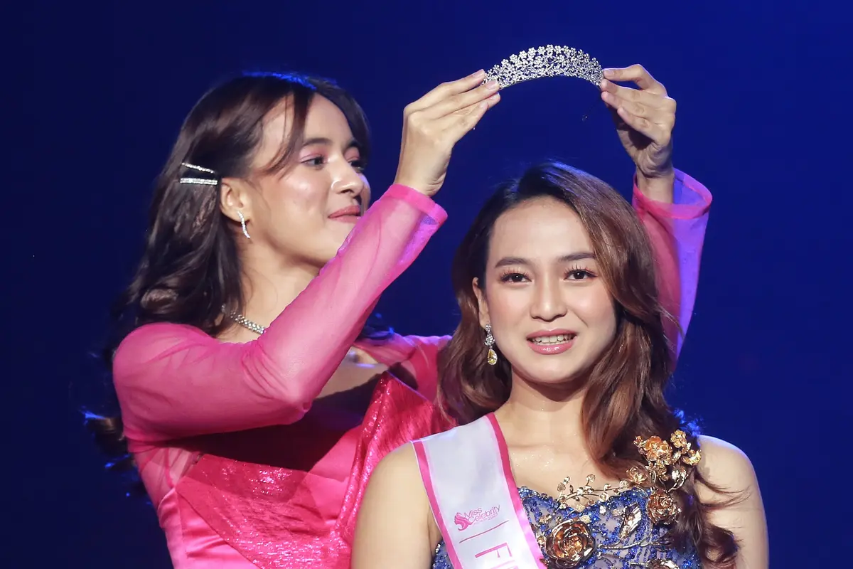 [Fimela] Shella Anggia Putri Juara Miss Celebrity Indonesia 2023