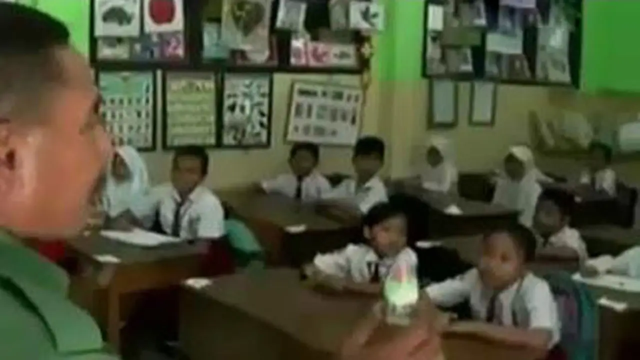 Sosialisasi Bahaya Permen Dot