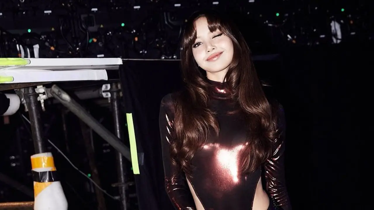 Makanan dan warna favoit Lisa Blackpink terungkap Fanmeet Jakarta