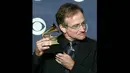 Pria yang juga terkenal sebagai komedian itu pernah meraih satu penghargaan Academy Award lewat aktingnya di film Good Will Hunting pada tahun 1997. (REUTERS/Mike Blake/Files)