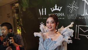 Dewi Perssik. (M Altaf Jauhar/ Liputan6.com)