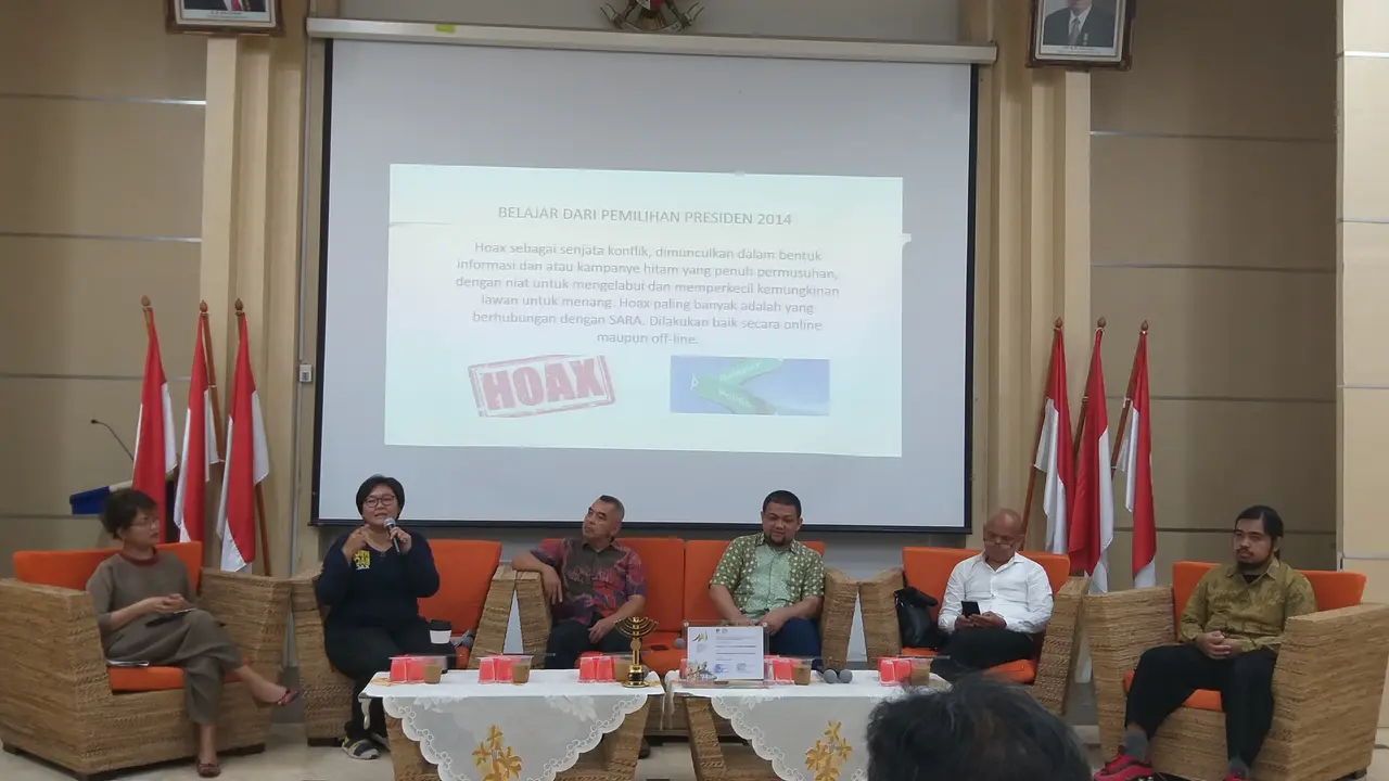 Presidium Masyarakat Anti Fitnah Indonesia (Mafindo) Anita Wahid mengatakan, memasuki tahun politik, berita bohong atau hoaks semakin merajalela di media sosial.