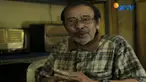 Di bengkel sederhana miliknya sekaligus tempat tinggalnya di Babakan Ciparay, Kota Bandung, Jawa Barat, Abah Oo setiap hari bergelut dengan radio-radio antik dari negara Eropa seperti Belanda dan Jerman.