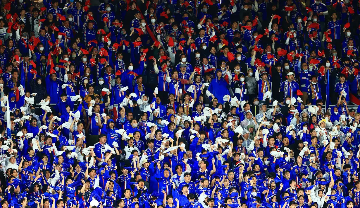 4. Bermain di kandang sendiri di leg kedua semifinal menghadapi Ulsan Hyundai, apakah Yokohama F. Marinos yang akan didukung penuh para suporter setianya akan bisa mengukir sejarah baru? Laga leg kedua semifinal akan dilangsungkan di Yokohama International Stadium pada Rabu (24/4/2024) 17.00 WIB. (J.LEAGUE)