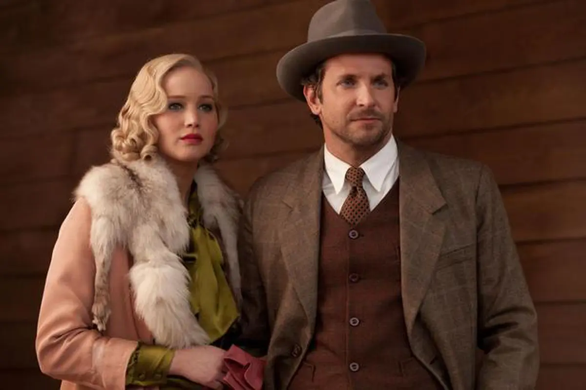 Jennifer Lawrence dan Bradley Cooper Tampak Menderita di Serena