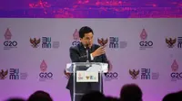 Menteri BUMN Erick Thohir menyebut jika masih banyak masyarakat Indonesia yang belum mendapatkan akses air bersih  pada acara SOE International Conference di Bali, Senin (17/10/2022).