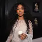 SZA saat menghadiri 60th Annual GRAMMY Awards di Madison Square Garden pada 28 Januari 2018 di New York City. (CHRISTOPHER POLK / GETTY IMAGES NORTH AMERICA / GETTY IMAGES VIA AFP)