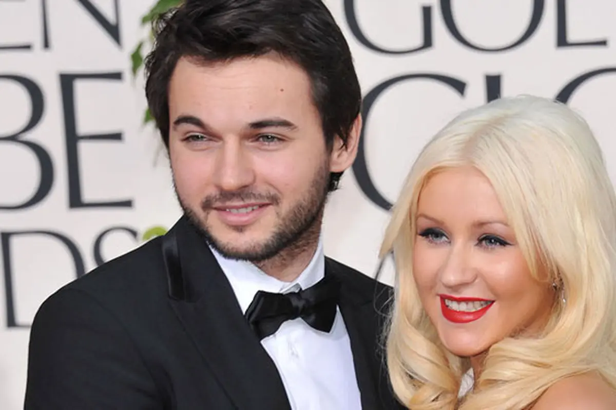 christina-aguilera-matt-ruler-140216b.jp