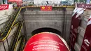 Foto yang diabadikan pada 15 Desember 2020 ini menunjukkan penembusan terowongan No. 1 dari proyek Kereta Cepat Jakarta-Bandung (KCJB) di Jakarta. Terowongan sepanjang 1.885 meter itu ditembus menggunakan mesin pengebor terowongan berdiameter 13,23 meter. (Xinhua/Du Yu)
