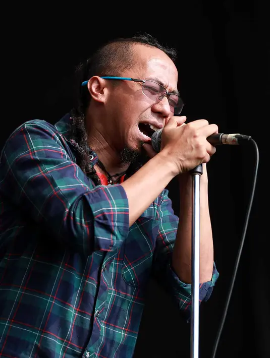 Di Kampung GASS 2, Pas Band menampilkan lagu kenamaan milik mereka, 'Impresi' dan 'Jengah'. (Deki Prayoga/Bintang.com)