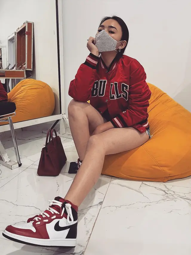 Gaya Kasual Amanda Manopo