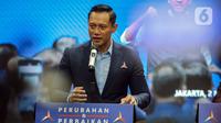 Ketua Umum Partai Demokrat Agus Harimurti Yudhoyono (AHY) menyampaikan pernyataan kepada awak media usai menggelar rapat terbatas bersama Anies Baswedan di DPP Partai Demokrat, Jakarta, Kamis (2/3/2023). Dalam rapat terbatas tersebut membahas bahwa Partai Demokrat telah resmi memberikan dukungan kepada Anies Baswedan untuk maju sebagai calon presiden pada Pemilihan Presiden 2024. (Liputan6.com/Faizal Fanani)