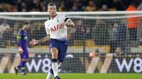 6. Toby Alderweireld - Bek tengah yang tengah naik daun bersama Hotspur. Dikabarkan United bersedia membeli pemain Belgia tersebut. Jika harganya cocok bukan tak mungkin Tottenham akan segera menjualnya. (AFP/Roland Harrison)