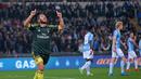  Andrea Bertolacci merayakan golnya ke gawang SS lazio pada lanjutan Serie A liga Italia di Stadion Olimpico Roma, (01/11/2015). AC MIlan berhasil menaklukan SS Lazio 3-1.  (EPA/Alessandro Di Meo)