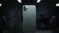 Bodi belakang iPhone 11 Pro. Kredit: YouTube/Apple