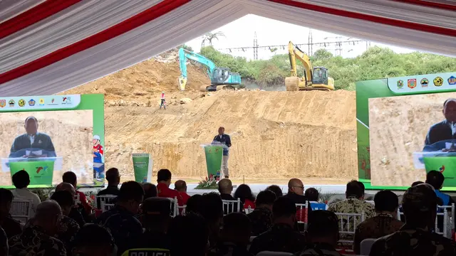 Direktur Panas Bumi, Ditjen EBTKE, Kementerian ESDM, Priatin Hadi Wijaya dalam Groundbreaking PLTP Dieng Unit 2, di Dieng, Wonosobo, Jawa Tengah, Kamis (25/6/2026). (Arief/Liputan6.com)