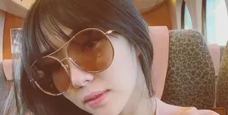 Stress bukan hal asing lagi bagi setiap orang, dan mereka pun punya caranya sendiri dalam mengusir stress tersebut. Gisella Anastasia, memiliki cara unik, dengan memelihara ikan cupang di kediamannya. (Instagram/gisel_la)