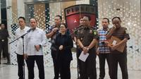 Kejagung menetapkan delapan tersangka baru terkait kasus korupsi pada pemberian kredit dari beberapa bank ke PT Sri Rejeki Isman (Sritex). (Dok. Tangkapan Layar YouTube Kejaksaan RI)