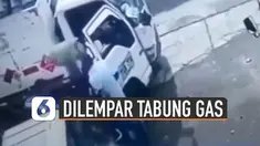 Terekam kamera CCTV aksi apes preman dilempar menggunakan tabung gas 12 kg.