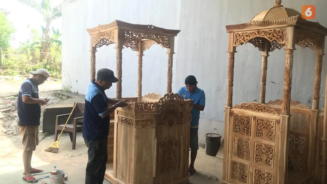 Napi Lapas Parepare bikin mimbar masjid (Liputan6.com/Eka Hakim)