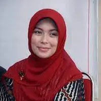 Erna Libby meninggal usai salat (Kapanlagi.com)