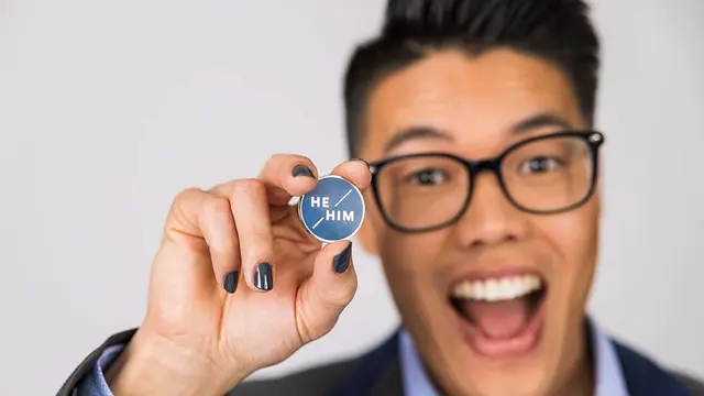 Alaska Airlines Rilis Seragam Netral Gender untuk Awak Kabin