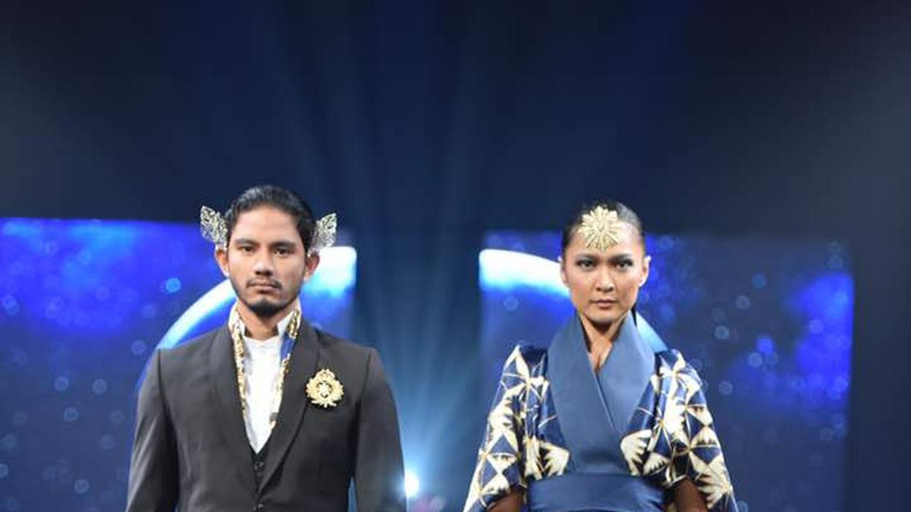 Mendiang Iwan Tirta telah dikenal dalam melestarikan batik Indonesia yang dikini diwujudkan Era Soekamto dalam Condrosengkolo.