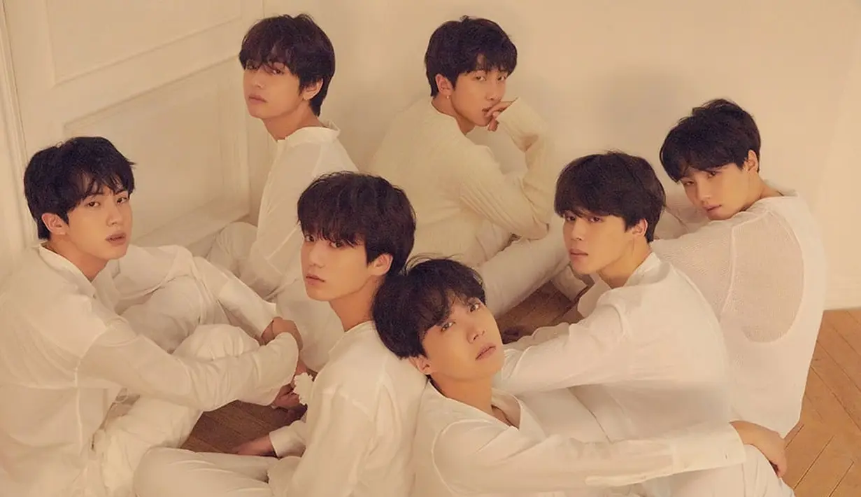 Tak hanya itu saja, BTS juga berhasil mencetak rekor view Fake Love di Youtube dlam 24 jam. Kesuksesan BTS ini tidak lepas dari dedikasi tinggi para ARMY. (Foto: soompi.com)