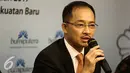 Wiroyo Karsono memberikan paparan saat preskon grand launching di Jakarta, Minggu (12/2). Selanjutnya, AJB Bumiputera 1912 konsentrasi penuh dengan melayani pembayaran premi dan klaim 6,5 juta pemegang polis yang jatuh tempo. (Liputan6.com/Faizal Fanani)