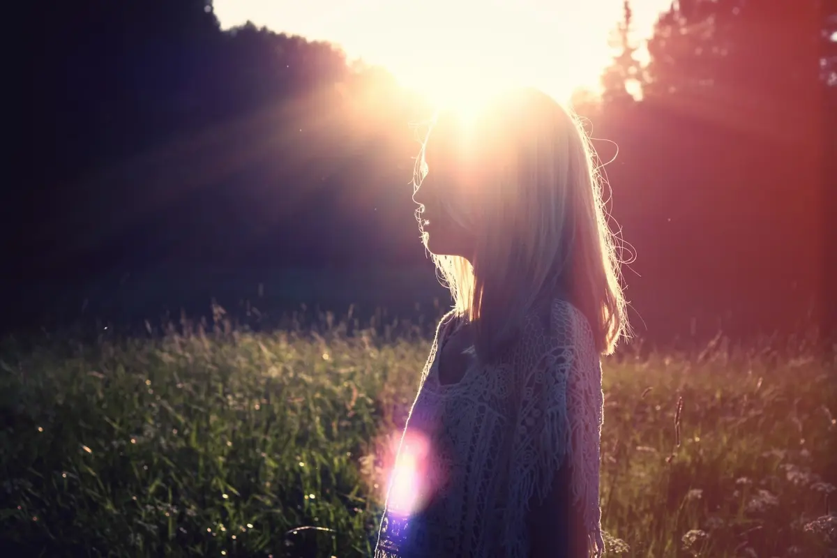 Ilustrasi merenung, berpikir, diri sendiri, kalem