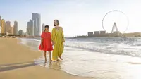 Marsha Timothy dan Jizzy, putrinya, mengunjungi Caña by Tamoka saat menjadi bintang iklan kampanye wisata terbaru Dubai. (dok. DET)