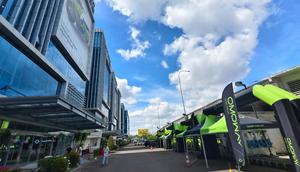 Kantor pusat Asia Tenggara atau Regional Headquarters (RHQ) Omoway di Jakarta terdiri dari 10 lantai.