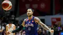 Pemain Pelita Jaya, Brandon Van Dorn Jawato melakukan selebrasi setelah mencetak poin saat laga gim ketiga final IBL All Indonesia 2024 melawan Satria Muda yang berlangsung di Hall Basket, Senayan, Jakarta, Sabtu (06/10/2024). Pelita Jaya menang dengan skor 75-70. (Bola.com/Bagaskara Lazuardi)