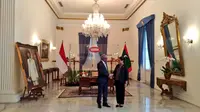 Menteri Luar Negeri RI Retno Marsudi saat menyambut Menteri Luar Negeri Maladewa Mohamed Asim di Gedung Pancasila, Kemlu RI, Jakarta (21/6/2017) (Kementerian Luar Negeri RI)