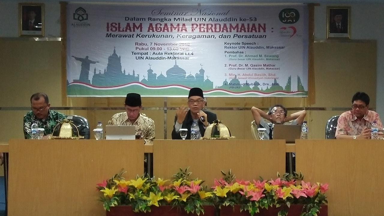 Guru Besar UIN Makassar Prof DR. M Qasim Mathar menyarankan MUI Jakarta Pusat sempurnakan kepengurusannya demi menguatkan persatuan umat Islam di tanah air (Liputan6.com/ Eka Hakim)