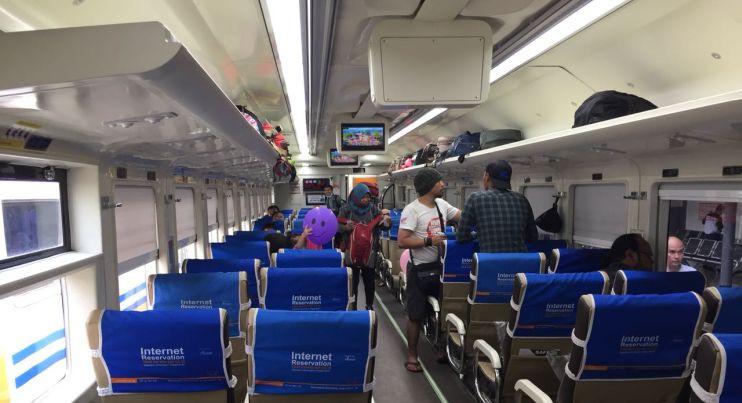 Banyak Peminat, Kereta Jayakarta Premium Beroperasi Reguler - Bisnis  Liputan6.com