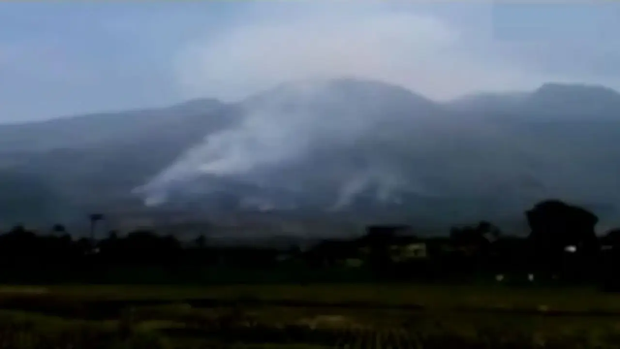 Kebakaran-Hutan-Guntur