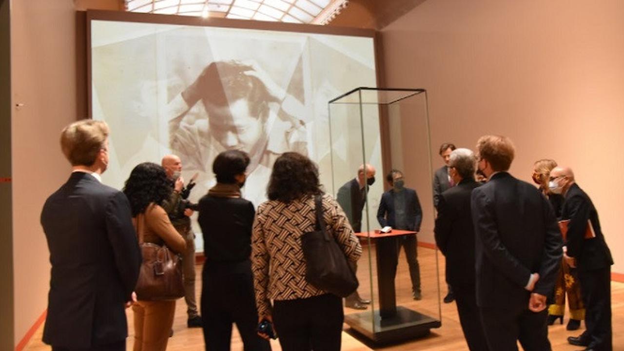Duta Besar (Dubes) RI untuk Belanda, Mayerfas, telah menghadiri acara Pembukaan Pameran Revolusi Kemerdekaan Indonesia di Rijksmuseum Belanda pada 10 Februari 2022 (KBRI Den Haag)