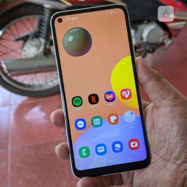 Review Galaxy A11 Tampak Premium Dengan Harga Terjangkau Tekno Liputan6 Com