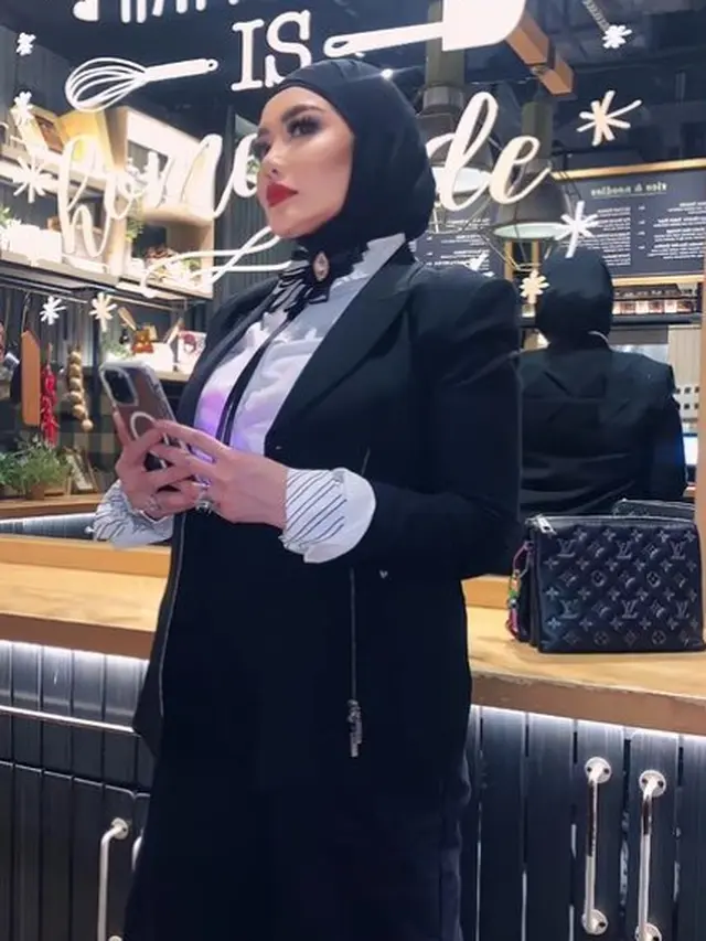 Reza Artamevia (Instagram/rezaartameviaofficial)