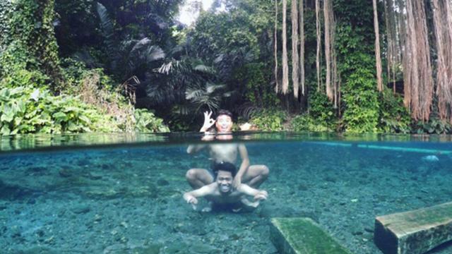 Beningnya Mata Air Cipelang Buat Netizen Penasaran