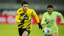 2. Giovanni Reyna (Borussia Dortmund) - Die Borussen tak pernah putus melahirkan wonderkid jempolan salah satu yang terhangat adalah Giovanni Reyna. Lulusan akademi Dortmund ini memiliki harga 30 juta euro atau setara dengan Rp512 miliar. (Leon Kuegeler/pool/AFP)