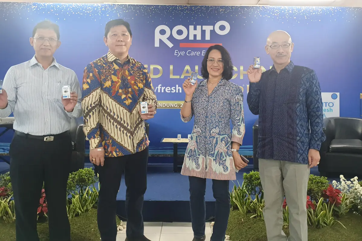 Rohto DryFresh dan Rohto V-Extra