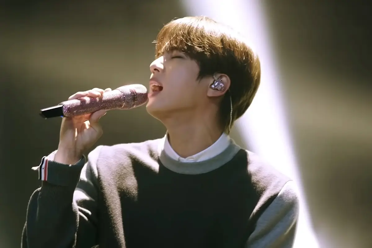 Jin BTS