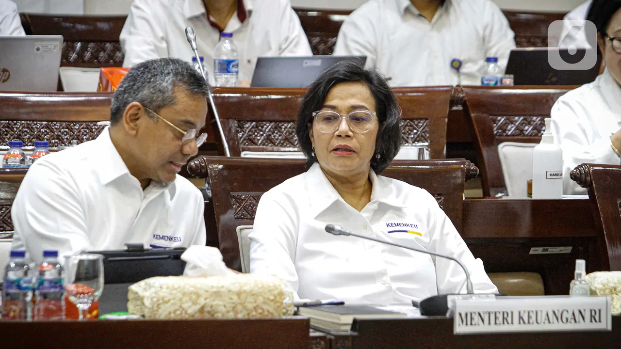 Bersama DPR, Sri Mulyani Bahas Anggaran Kemenkeu 2024