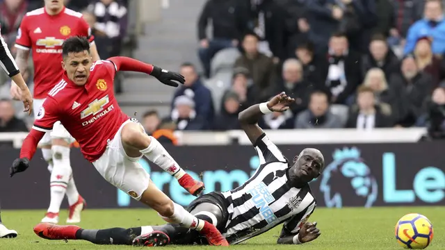 Newcastle United, Manchester United, Premier League