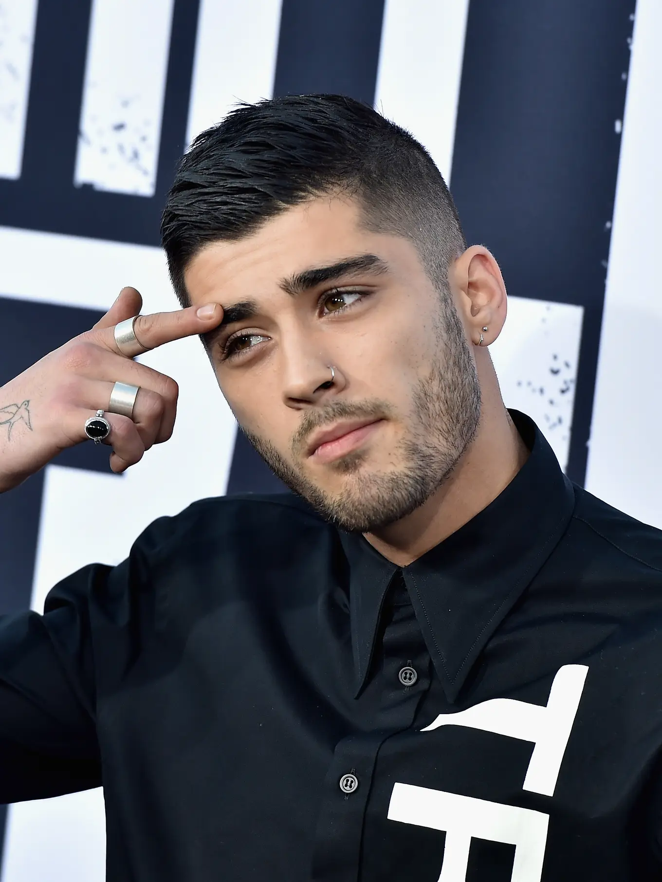 Bikin Penasaran Zayn Malik Bocorkan Lagu Baru Entertainment 