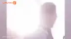 Pria ini menangis tersedu saat ditempatkan di bagian belakang trus dengan mata tertutup dan tangan diikat.
