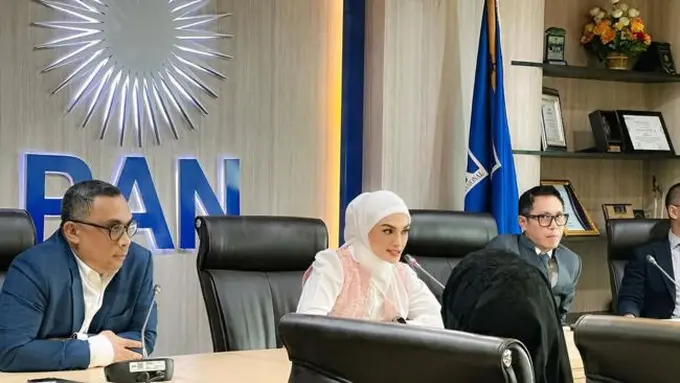 Potret Putri Zulhas saat Pimpin Rapat (credit: instagram/putri_zulhas)