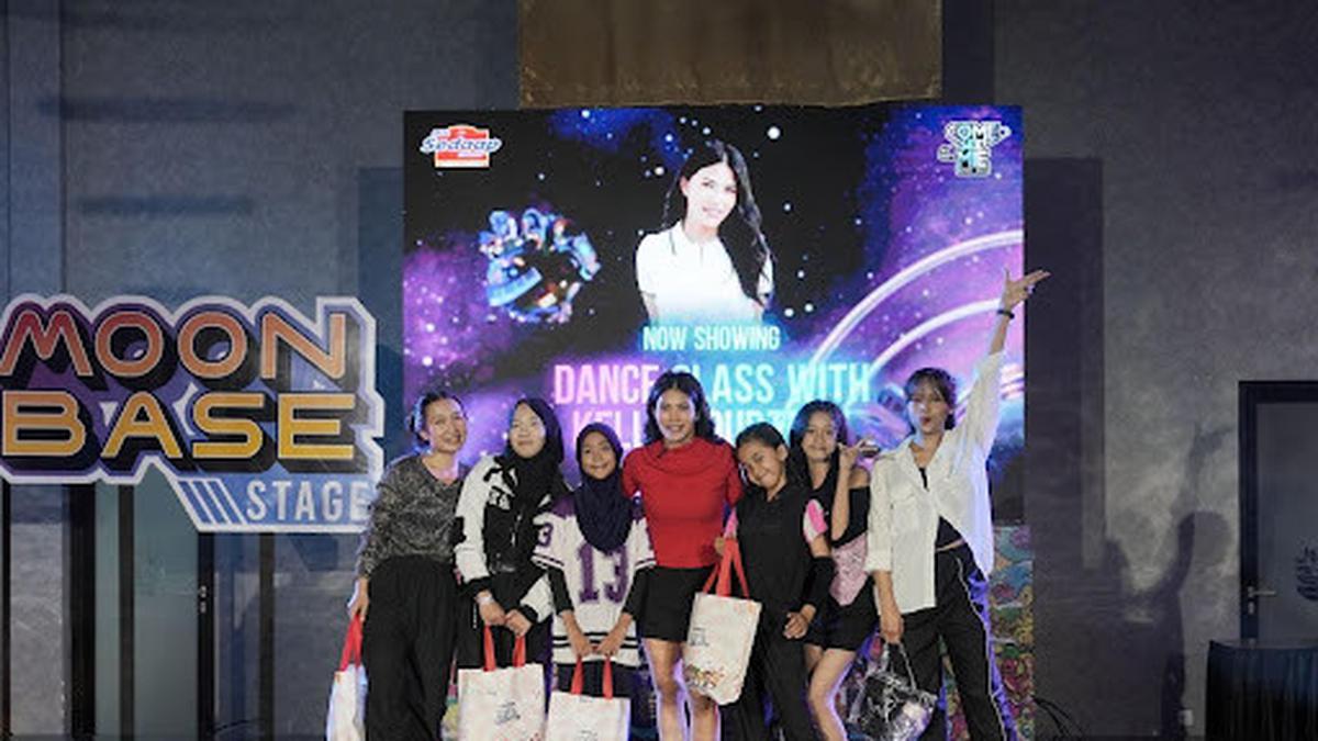 COME SEE MIE FEST Bandung 2025 Makin Pecah dan Kreatif, Intip Keseruan yang Dirasakan Kelly Kourtney!